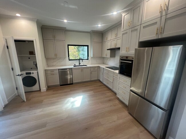 Building Photo - Beautiful 2 bed 1 bath ADU cottage in Los ...