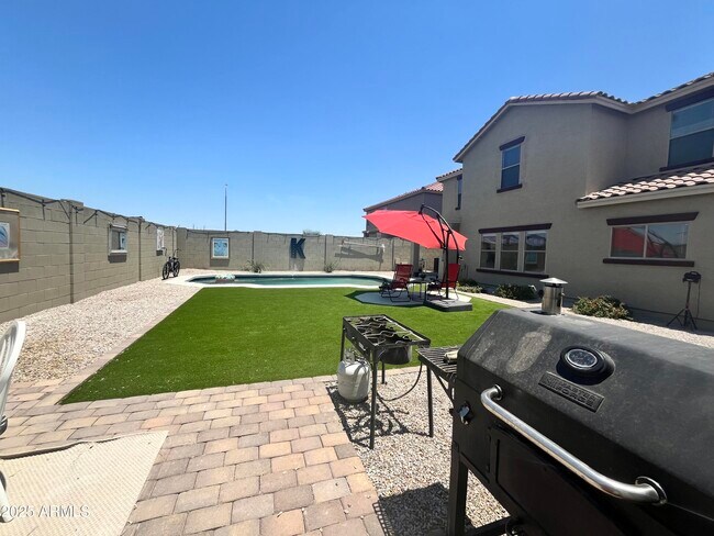 Building Photo - 2310 W Spencer Run