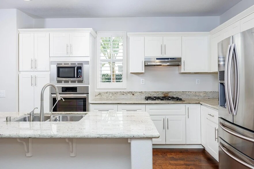 Building Photo - 35 Laurelhurst Dr