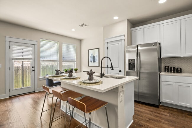 Building Photo - 13501 Metric Blvd