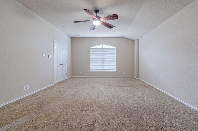 Building Photo - BEAUTIFUL 3 BD/2.5 BA IN SCHERTZ READY FOR...
