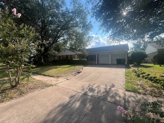 Building Photo - 7214 Redding Rd