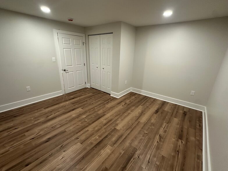 Building Photo - 8 Philadelphia Ave