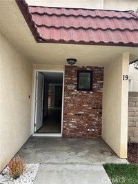 Building Photo - 9950 Reseda Blvd