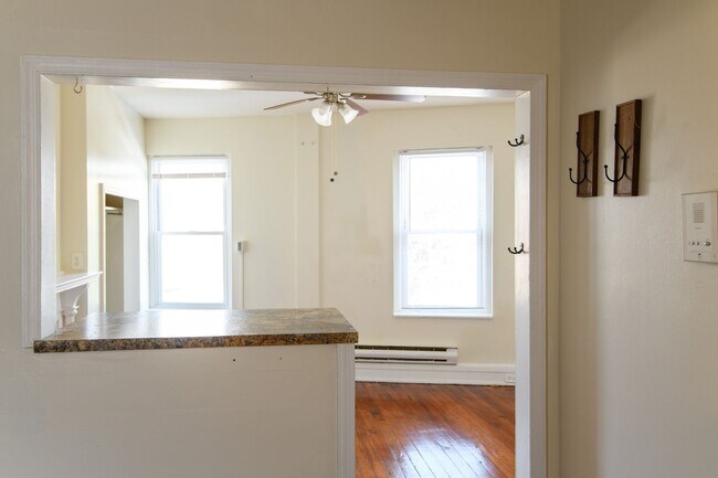 Building Photo - 7118 Germantown Ave