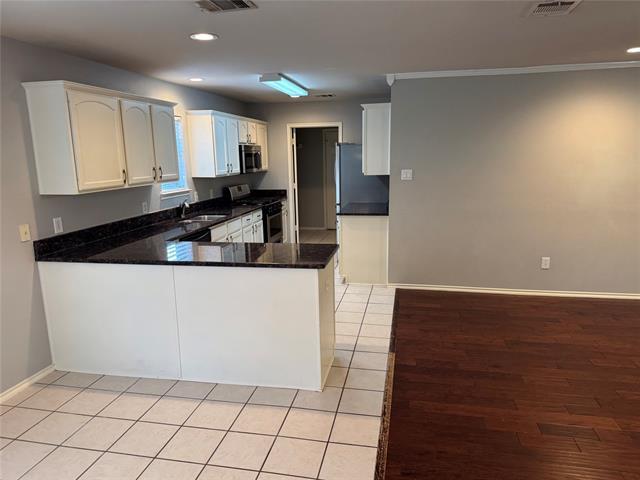 Building Photo - 1401 Hill Lockwoods Dr