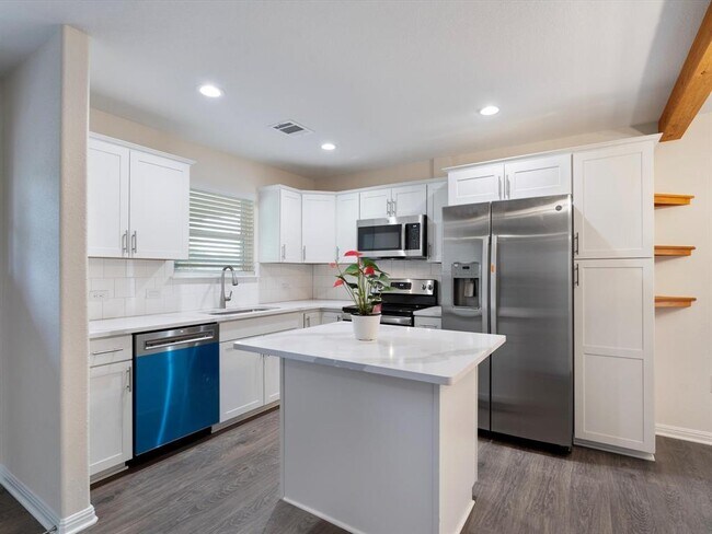 Building Photo - 21007 Coleman Branch Creek Rd