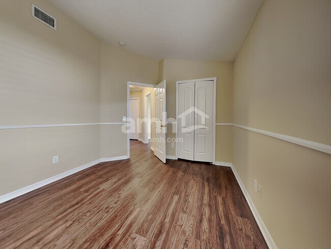 Building Photo - 18131 Birdwater Dr