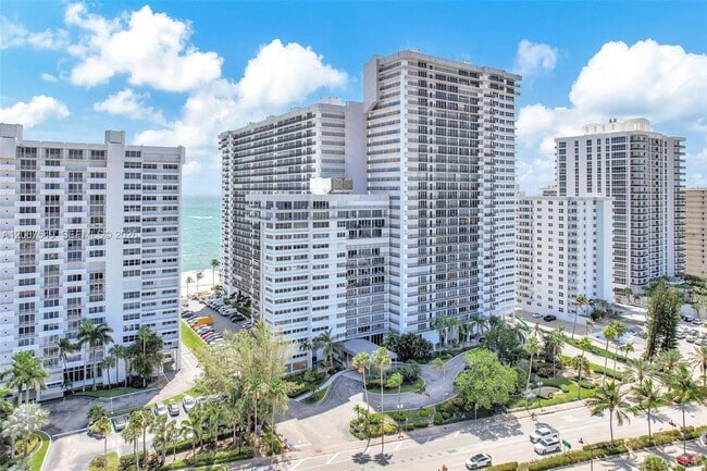 Building Photo - 4280 Galt Ocean Dr