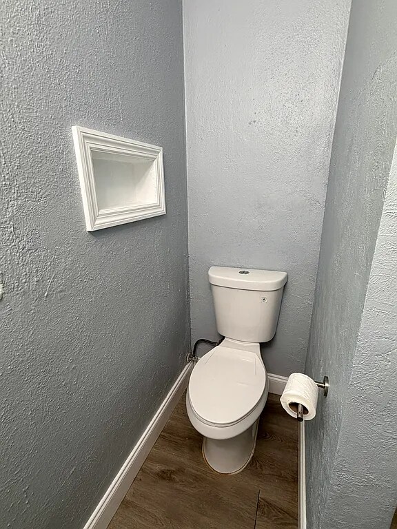 Building Photo - 401 S Mars Ave