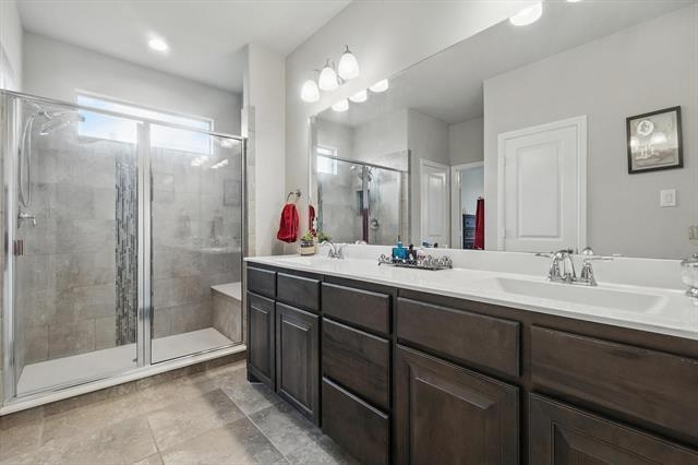Building Photo - 540 Lindisfarne Ln