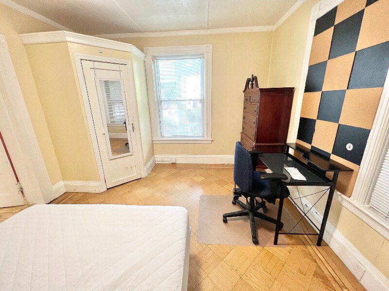 Building Photo - 205 Washington Ave