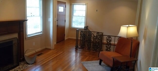 Building Photo - 5705 6th Ct S