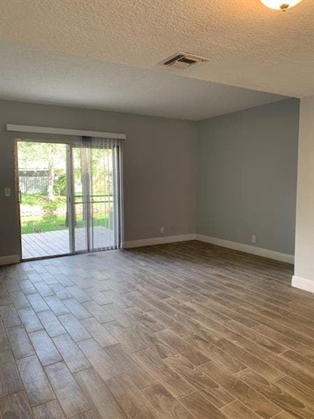 Building Photo - 125 SW 3rd St