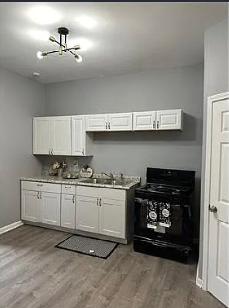 Building Photo - 6444 S Eberhart Ave