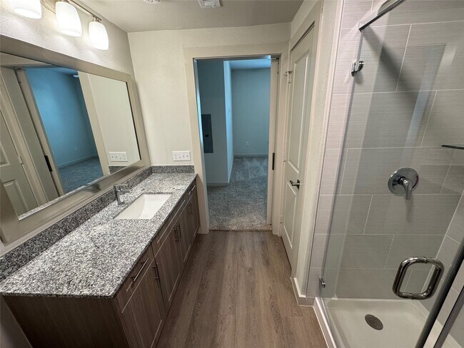 Building Photo - 6000 Jones Rd