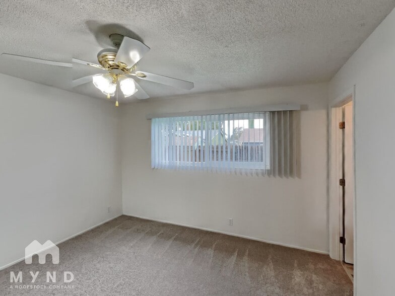 Building Photo - 2113 Merritt Pl