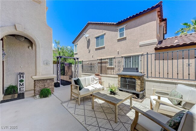 Building Photo - 937 Ambrosia Dr