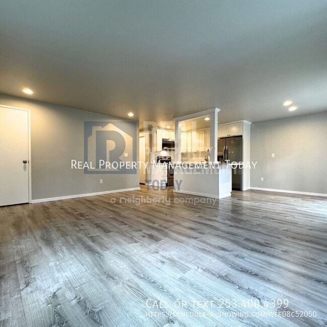 Building Photo - 2802 12th Ave Ct NW