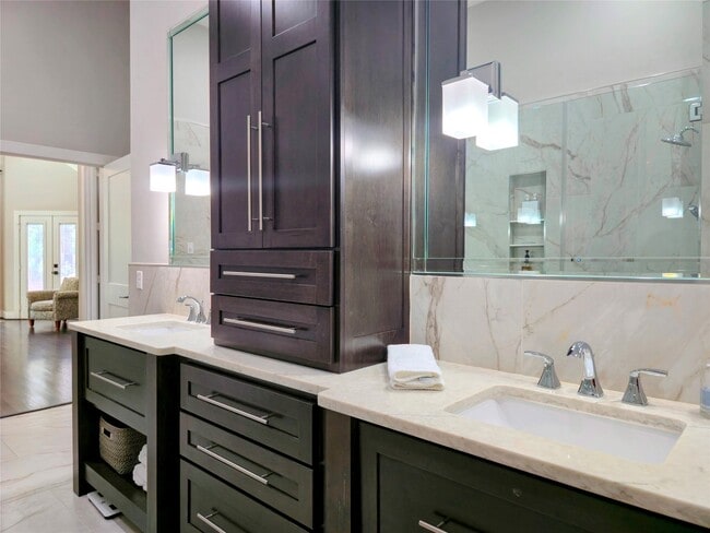 Building Photo - 19 Acorn Cluster Ct
