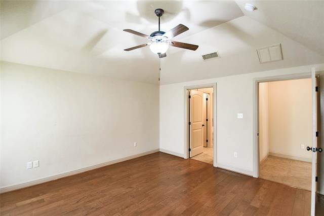 Building Photo - 202 Captains Ct