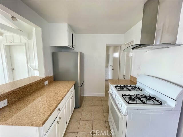 Building Photo - 3112 Highland Ave