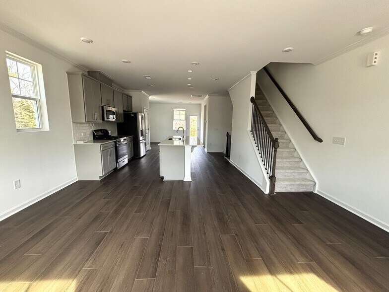 Building Photo - 3308 Gypsum Dr