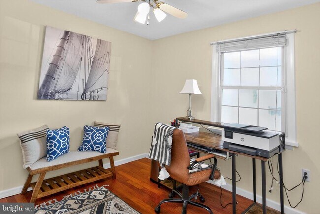 Building Photo - 462 Worthington Rd