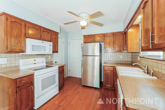 Building Photo - 3 BR/3BA | Newly Renovated Single Family Home | 2-Car Covered Parking | Spacious Deck!