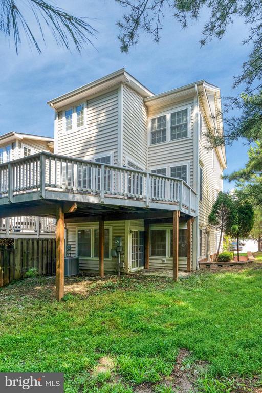 Building Photo - 9662 Potters Hill Cir