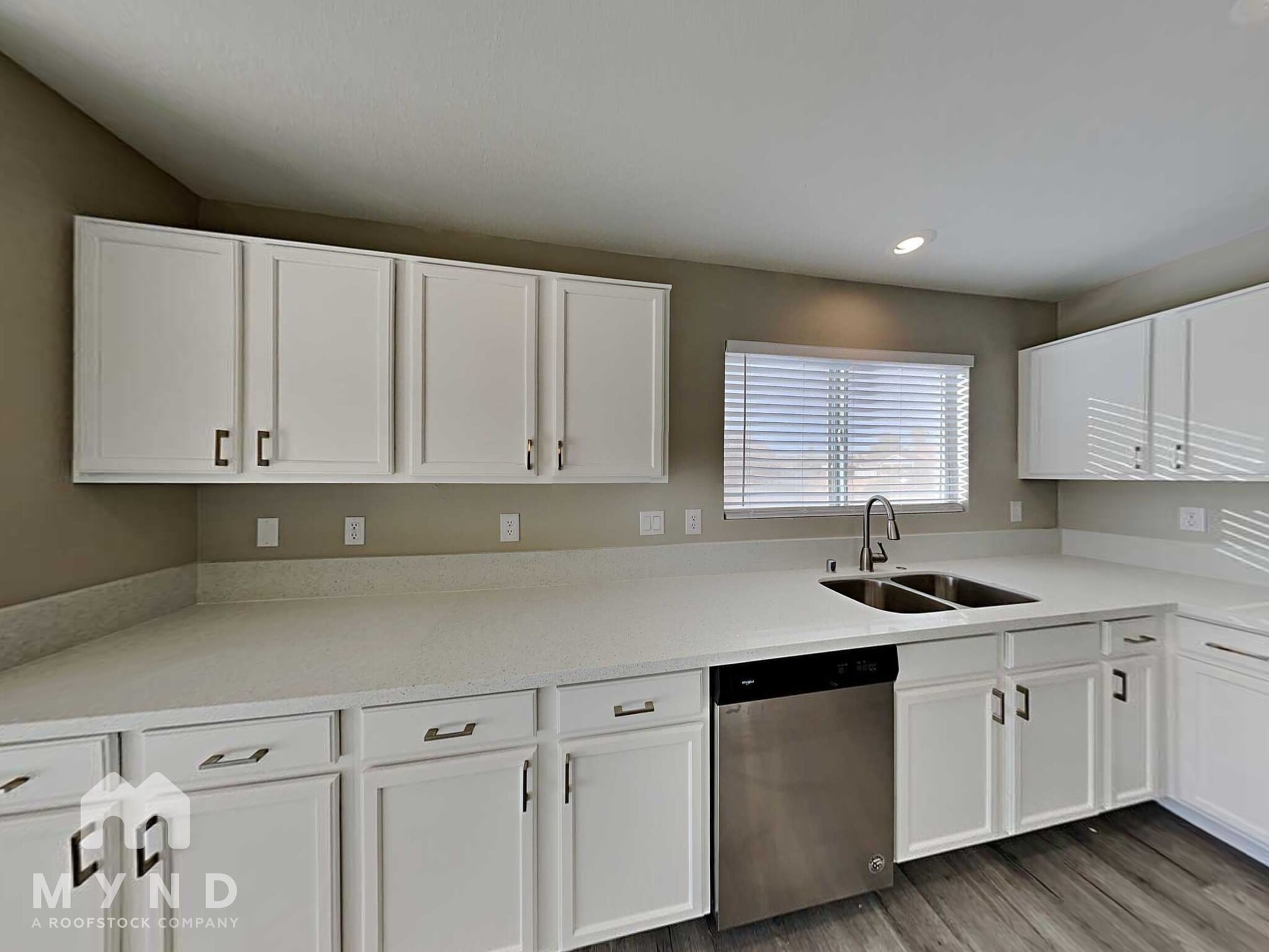 Building Photo - 5910 Hilmont St