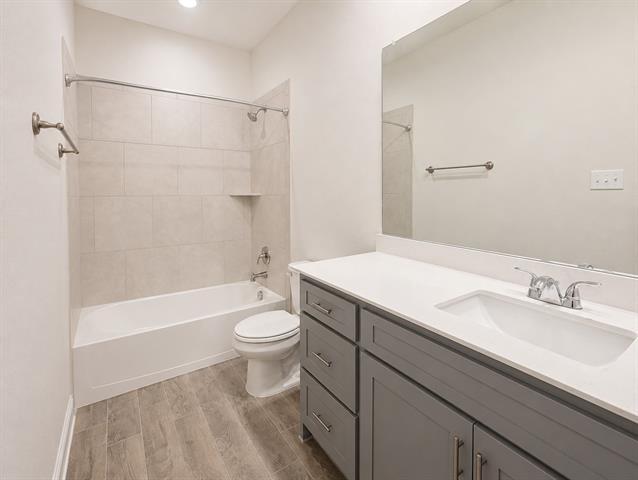 Building Photo - 1212 Castiglione Ln