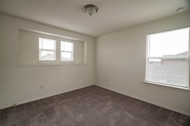 Building Photo - 6412 Carriage Pines Dr