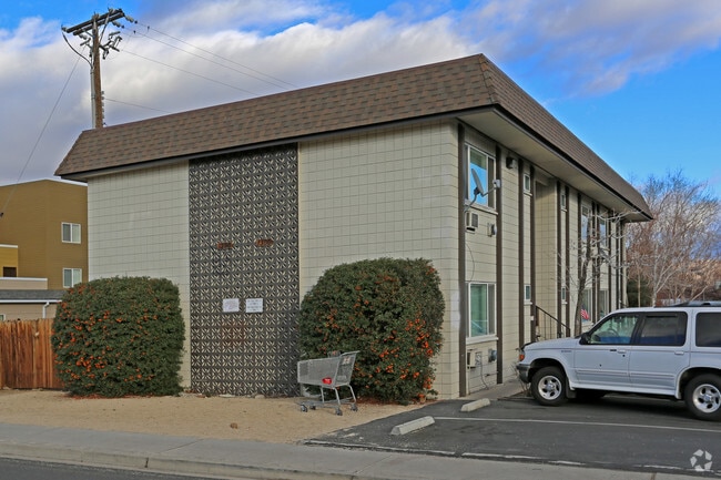 Primary Photo - 1250 Sullivan Ln