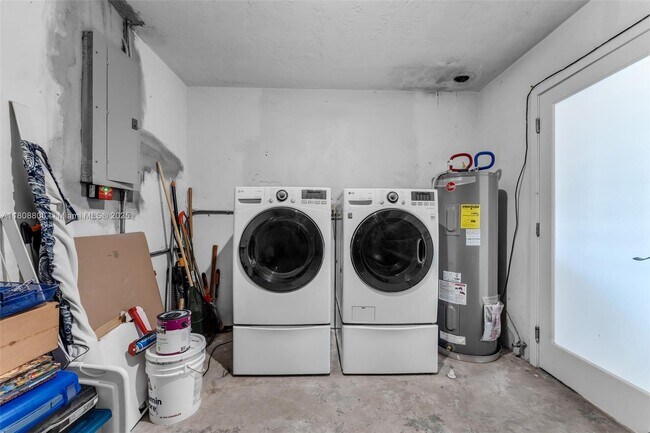 Building Photo - 12520 SW 106th St
