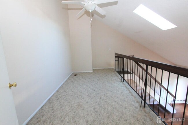 Building Photo - 2202 Aspen Dr