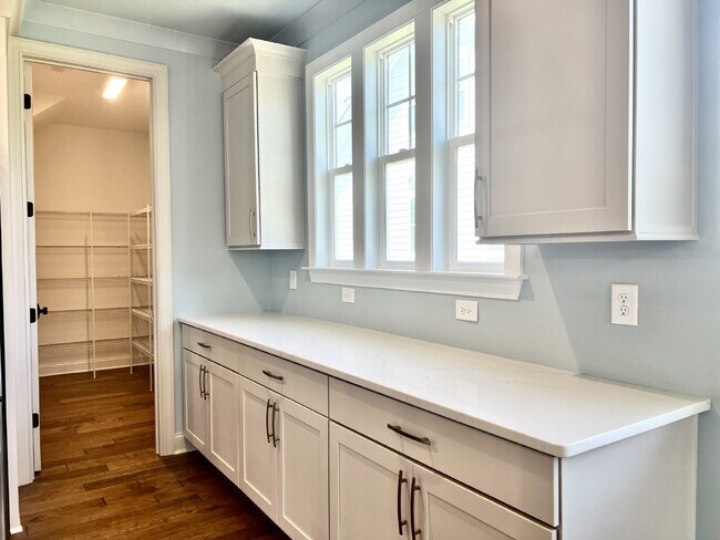 Building Photo - STUNNING and SPACIOUS!