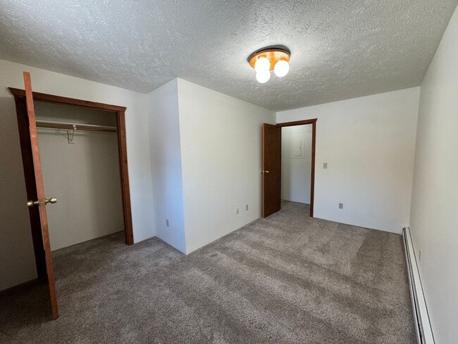 Building Photo - 705 Oconnor Rd