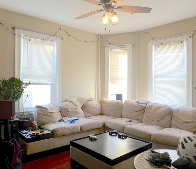 *Pictures are representative samples of the advertised unit. In some cases, the actual units you tou - 10 Eldora St