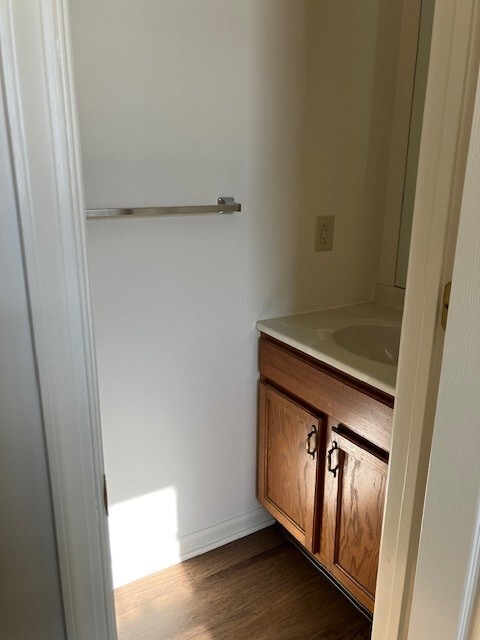 Building Photo - 166 Northwood Ct