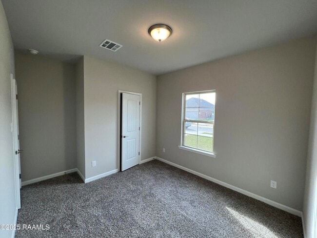 Building Photo - 129 Abbeywood Ct