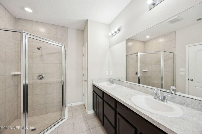 Building Photo - 5598 Kellar Cir