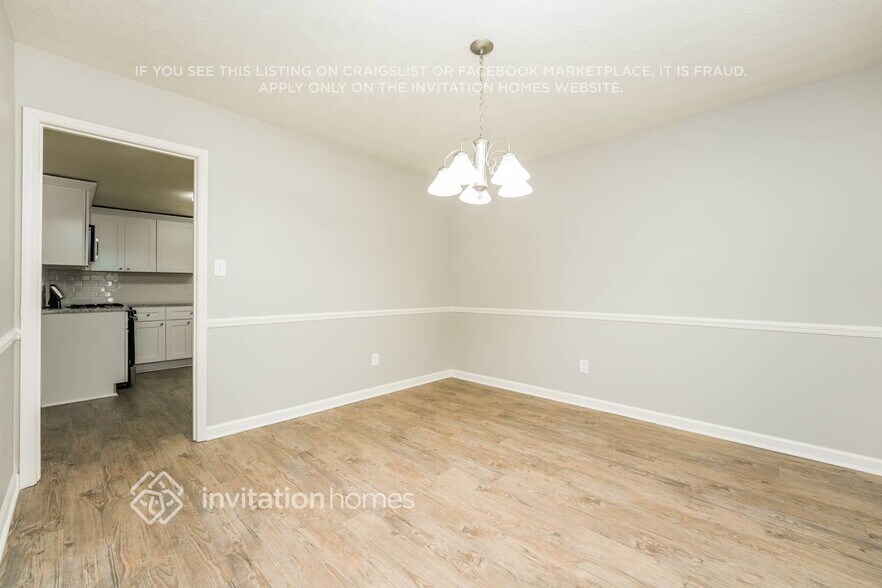 Building Photo - 558 Lake Michele Ct