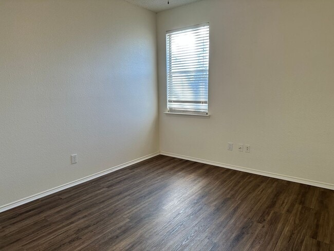 Building Photo - Nice one story home in Keller ISD.