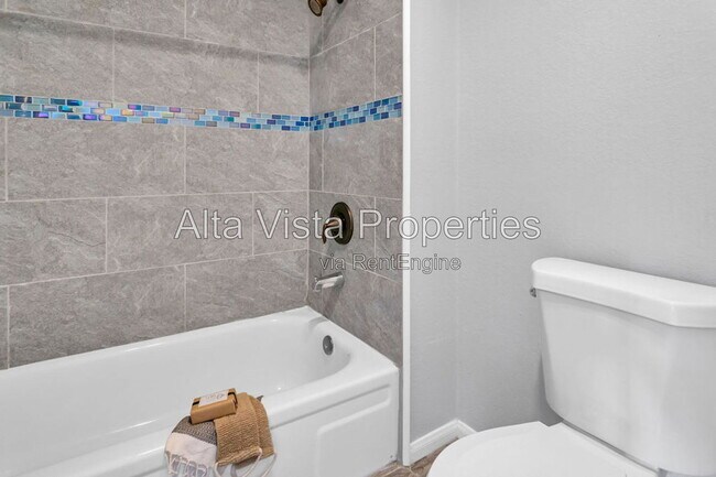 Building Photo - 4082 Mahaila Ave