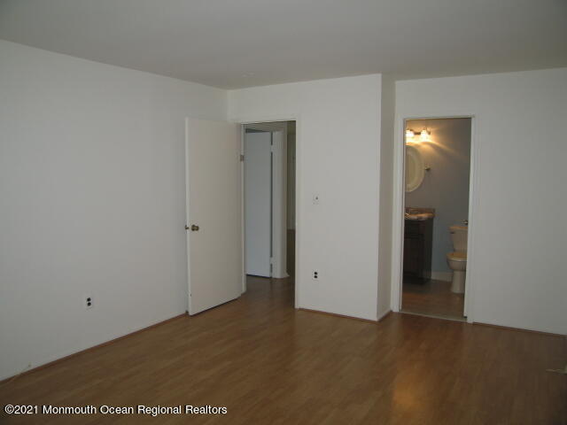 Building Photo - 90 Quince Ct