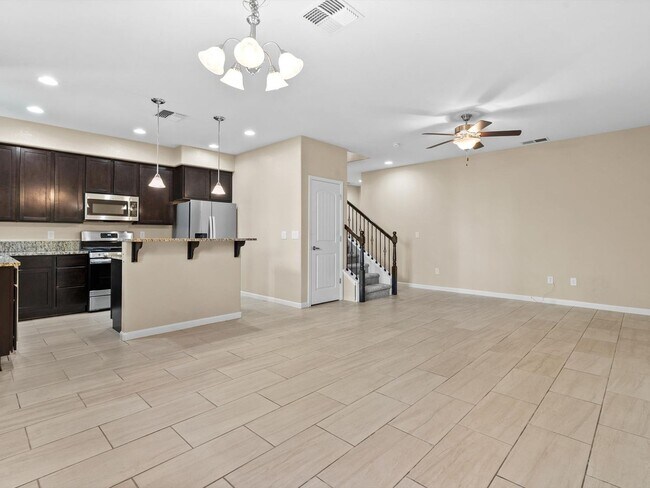Building Photo - New Paint and Carpet in Modern Midtown