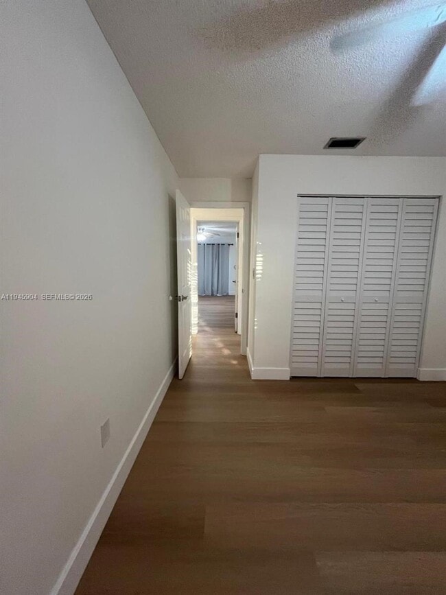 Building Photo - 1045 SW 122nd Ct