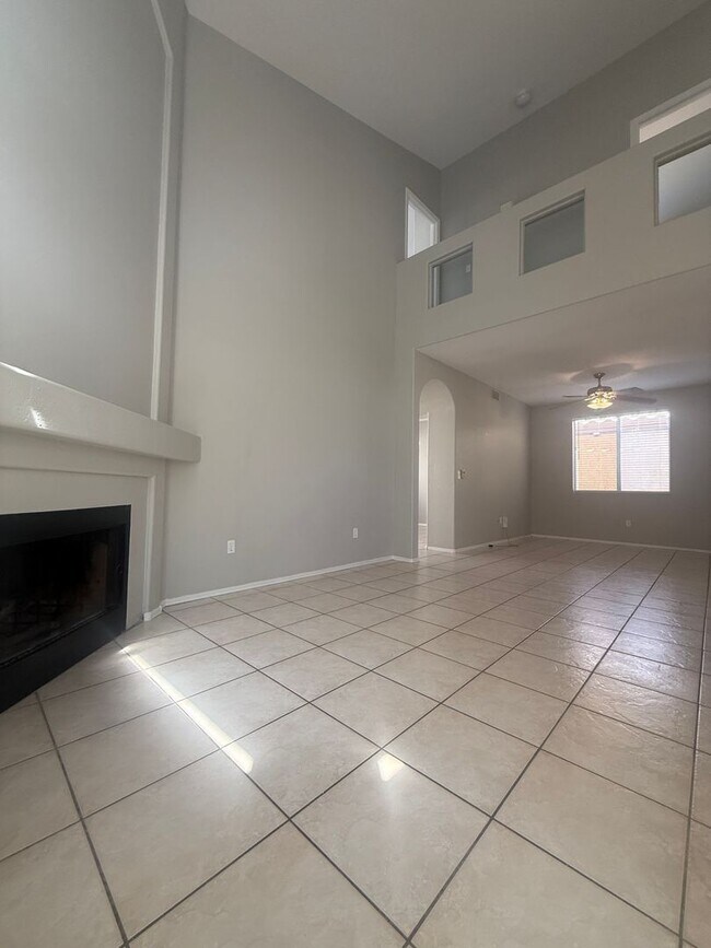 Building Photo - 2110 E Saltsage Dr