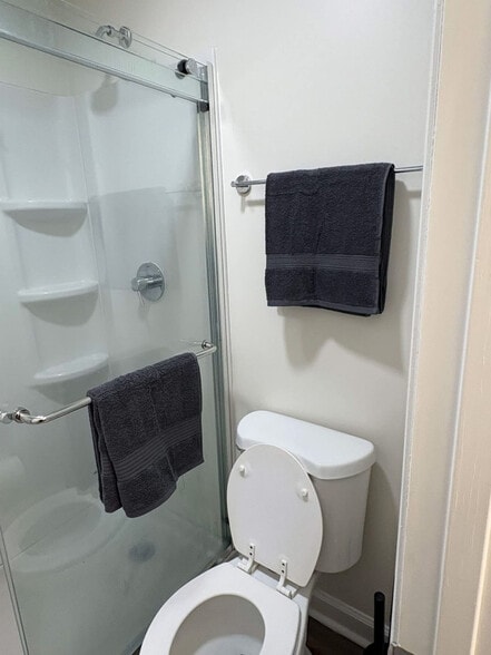 Building Photo - 800 Alexander Rd